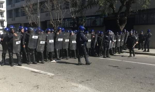 Algiers police