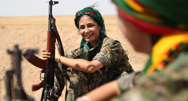 Syria: Kurdish feminist leads anti-ISIS offensive
