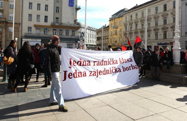 Croatians march in support of Bosnian protesters